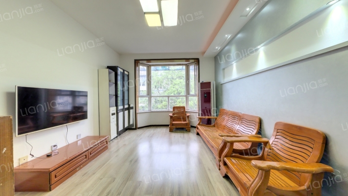 新绿苑二手房实景图