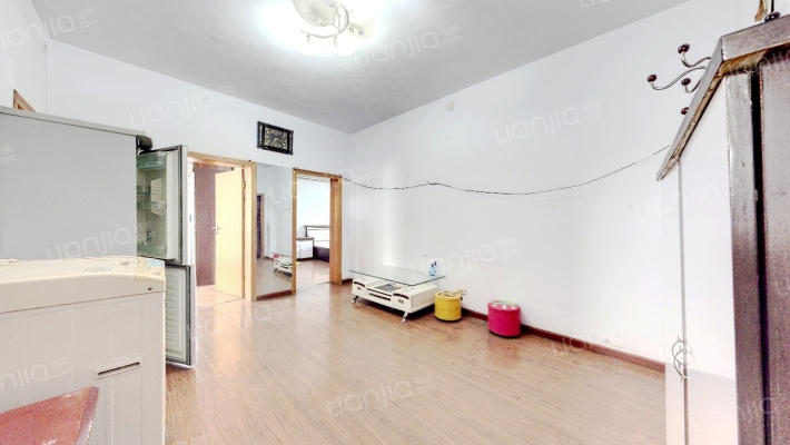 岗坡路4号院二手房实景图