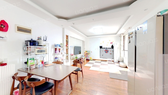 蓝鼎星河府二手房实景图