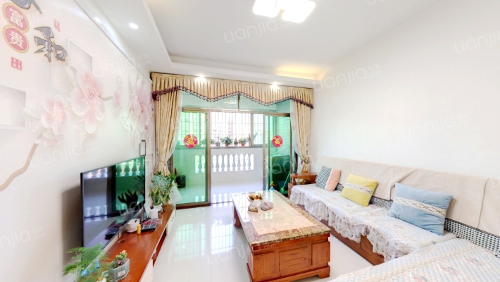 西荣花园二手房实景图