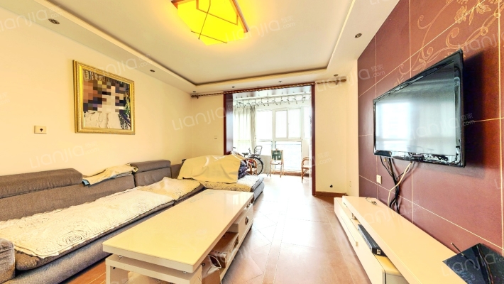 世界名园南区二手房实景图