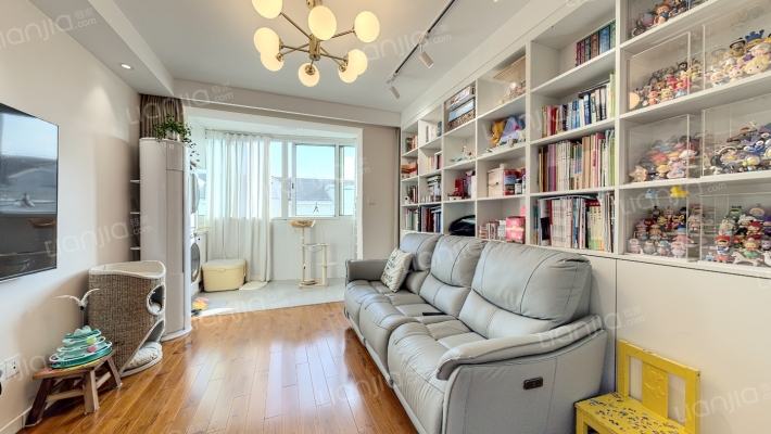 海高一村二手房实景图