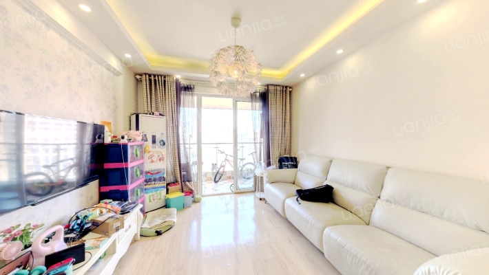 蓝光锦绣城四期二手房实景图