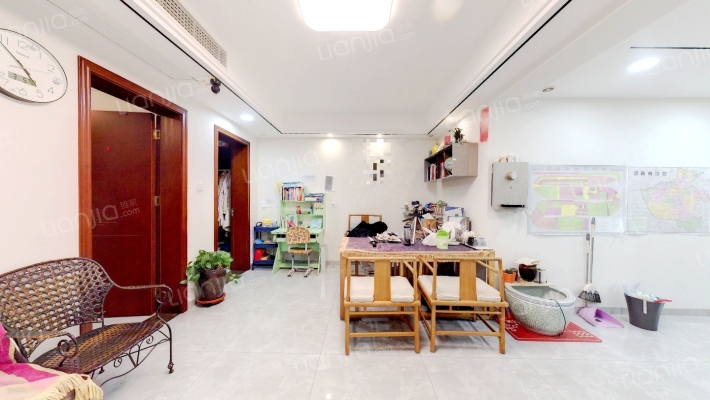 河南工业大学生活区二手房实景图