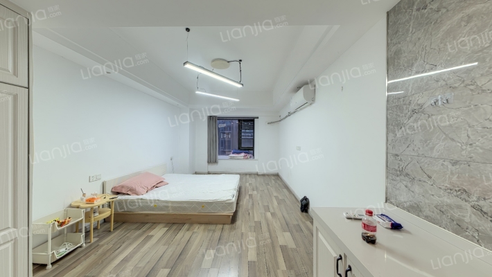 海通广场二手房实景图