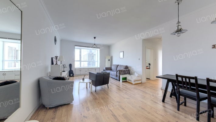 蓝谷领地二手房实景图