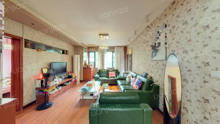 天江鼎城雅园二手房实景图