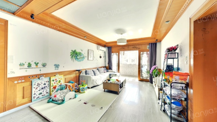 江虹花园二手房实景图