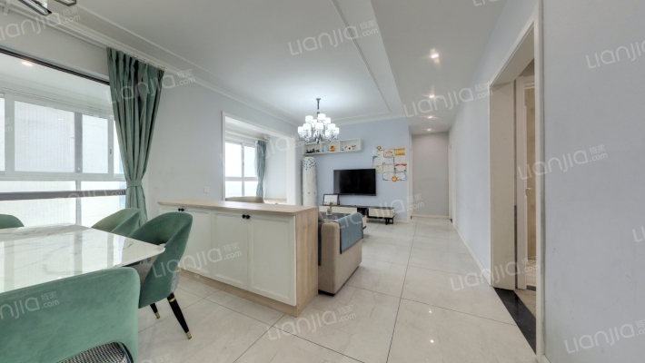 花样年龙年国际中心二手房实景图