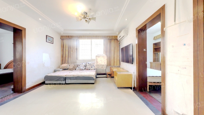 公交苑二手房实景图