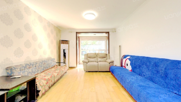 保利花园C区二手房实景图