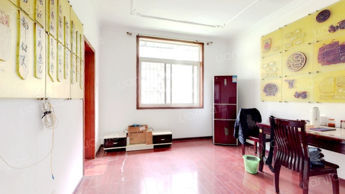 牛奶厂宿舍二手房实景图