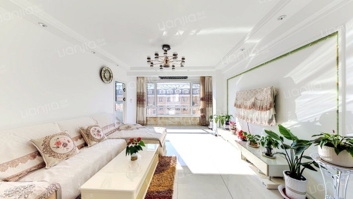 名仕华庭二手房实景图