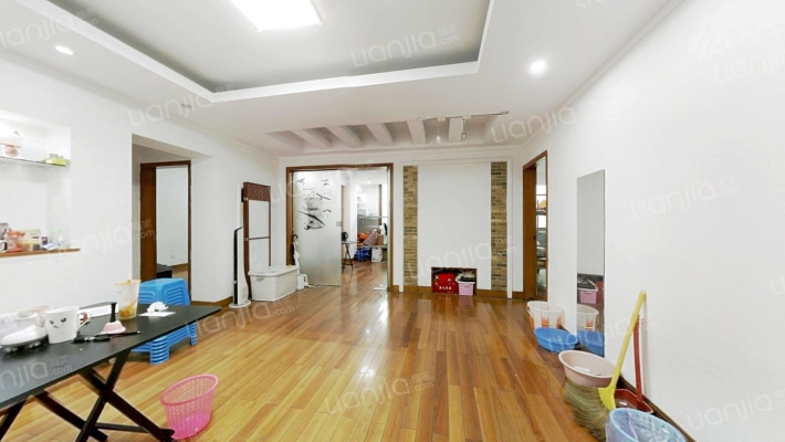 德源大厦二手房实景图