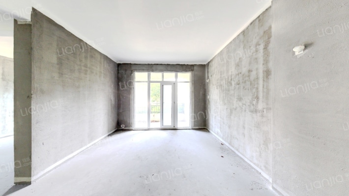 美的蝴蝶海三期二手房实景图