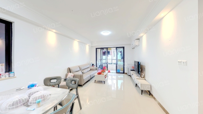 缘美公寓二手房实景图