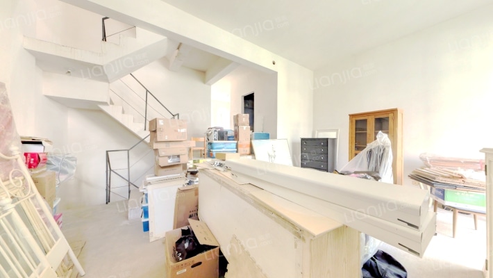 蓝山溪谷二手房实景图