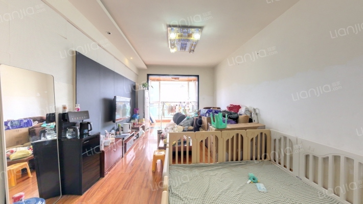 兴元绿洲一期二手房实景图