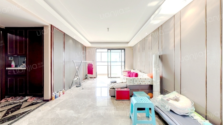 中建国熙台一期二手房实景图