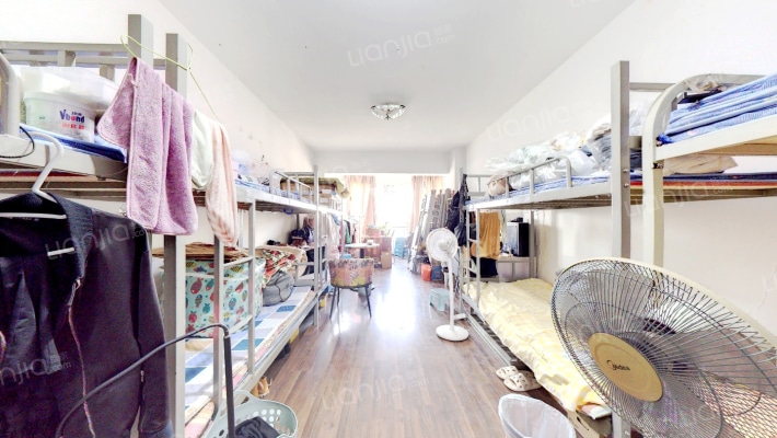 银座国际二手房实景图