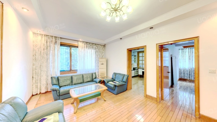 进出口公司宿舍二手房实景图