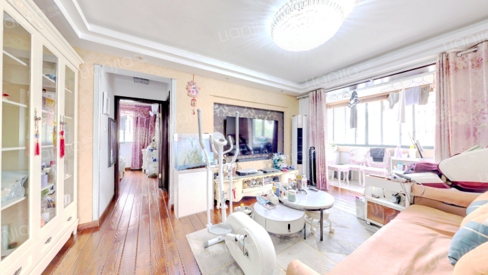 芳华路713弄二手房实景图