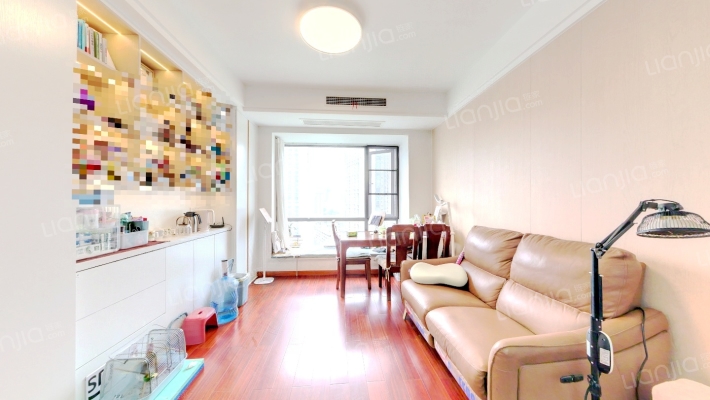 皇后国际二手房实景图