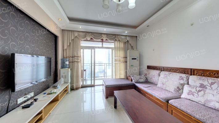 富悦果岭二手房实景图