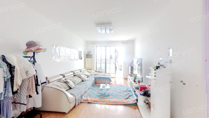 纪发公寓二手房实景图