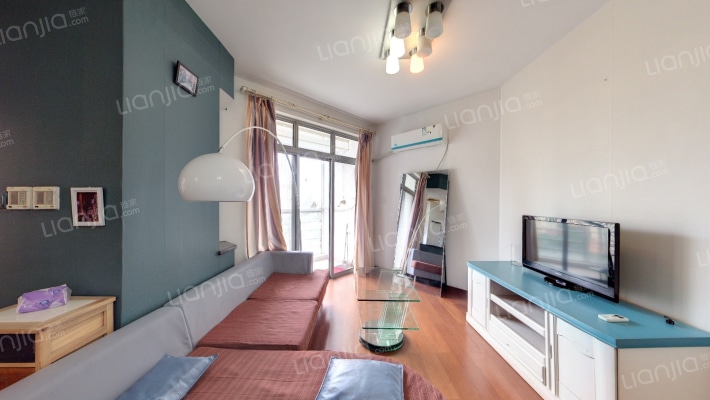 加城湖滨公寓二手房实景图