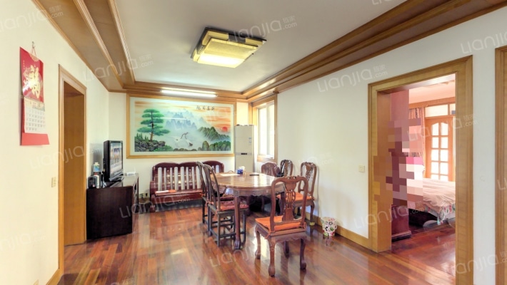 金鹏花苑二手房实景图