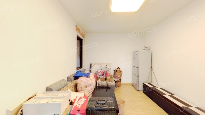 登云庭二手房实景图