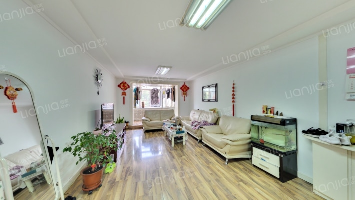 政府小区二手房实景图