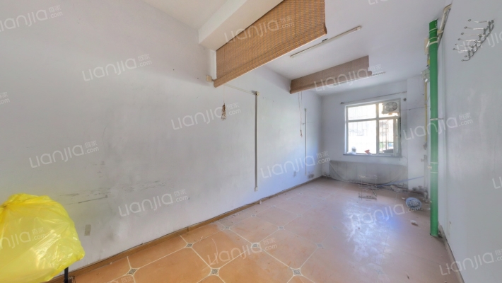 春草科技新村二手房实景图