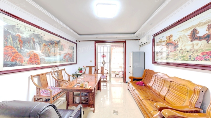 百盛郁金香二手房实景图