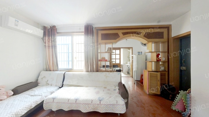 京东小区E区二手房实景图