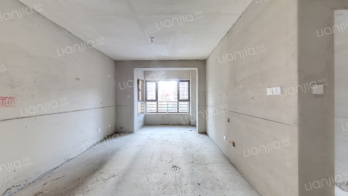 云杉溪谷二手房实景图