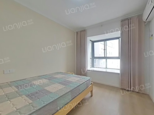 合租·利景华庭 3居室 北卧