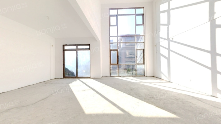 逸翠庄园二手房实景图