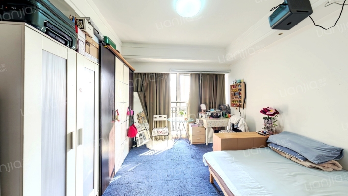 赞成领尚二手房实景图