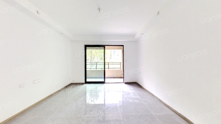 阳光100凤凰街二手房实景图