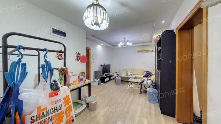 永泰花苑二手房实景图