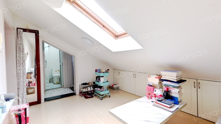 汇达丽苑二手房实景图