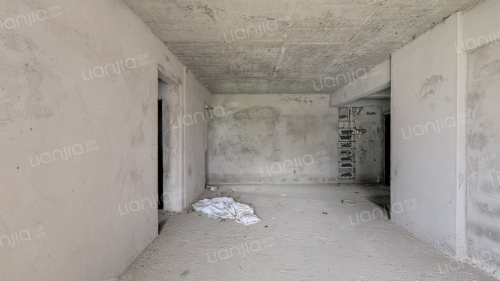 碧华达花园二手房实景图