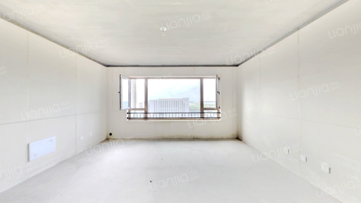 中铁逸都F区二手房实景图