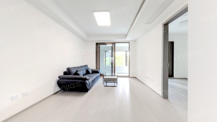 滨河湾C区二手房实景图