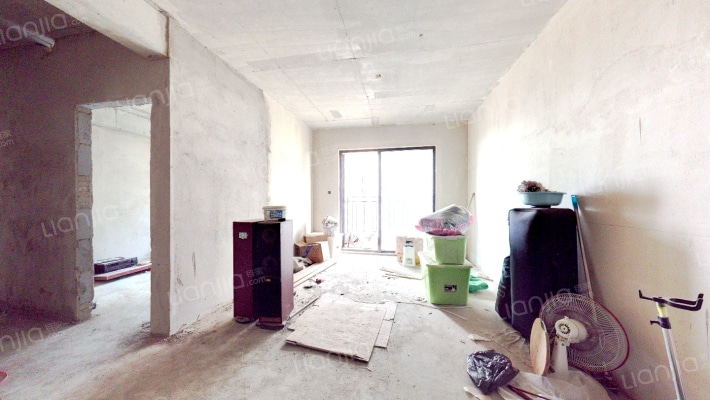 当代阳逻满庭春MOMΛ二手房实景图