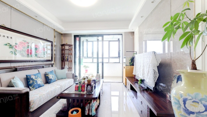 惠灵顿海上花苑二手房实景图