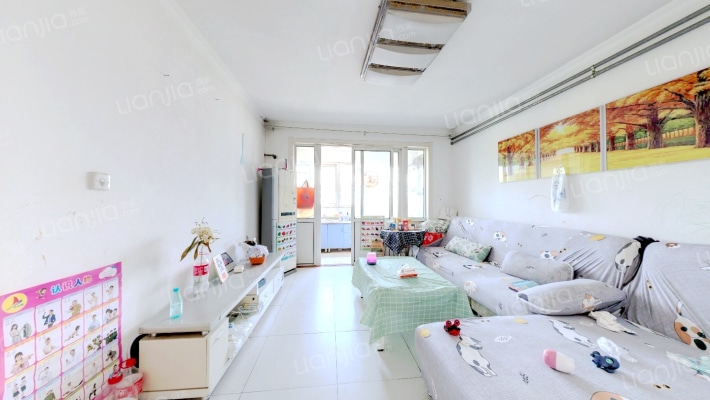 小鸭集团宿舍二手房实景图