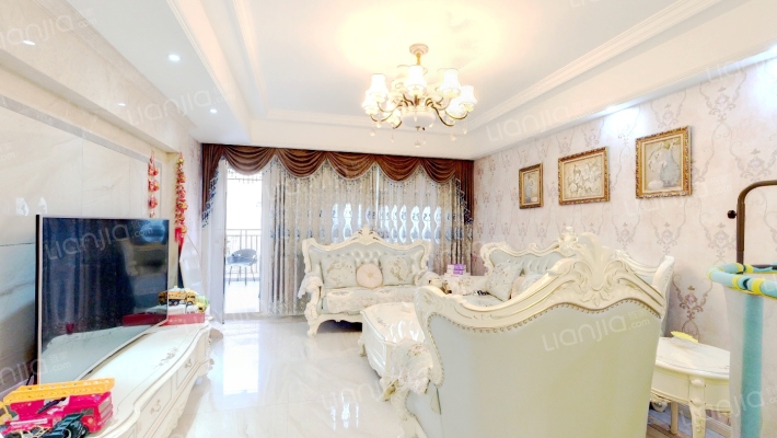 中航翡翠城三期二组团二手房实景图